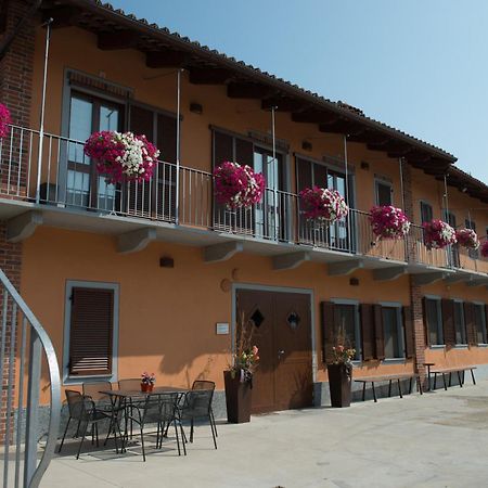 Costa Catterina B&B Castagnito Zewnętrze zdjęcie