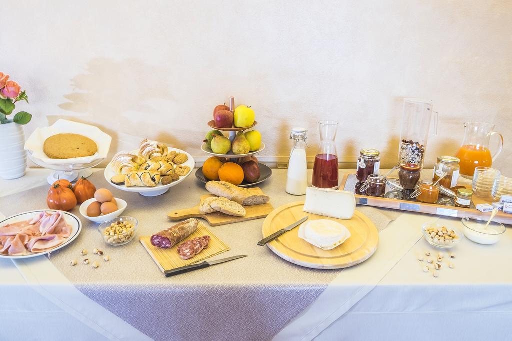 Costa Catterina B&B Castagnito Zewnętrze zdjęcie