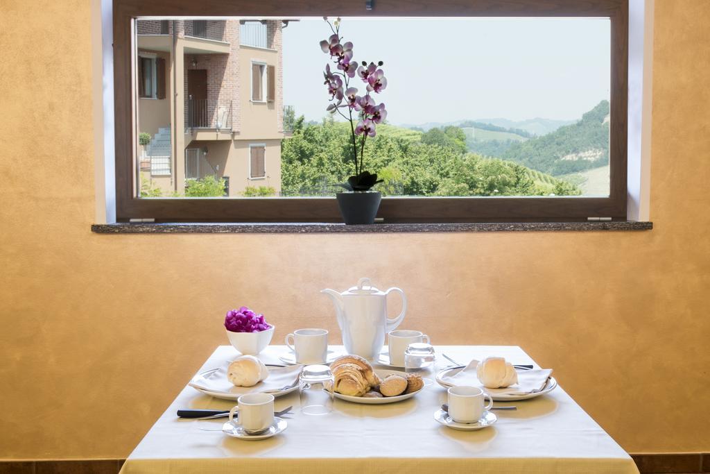 Costa Catterina B&B Castagnito Zewnętrze zdjęcie