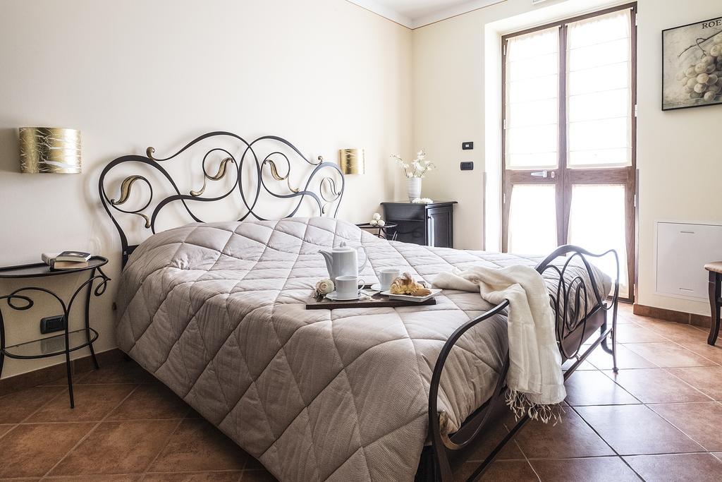 Costa Catterina B&B Castagnito Zewnętrze zdjęcie