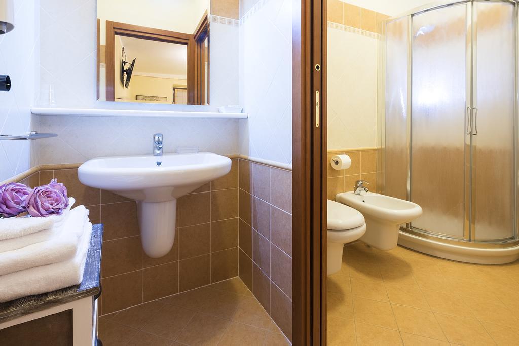 Costa Catterina B&B Castagnito Zewnętrze zdjęcie