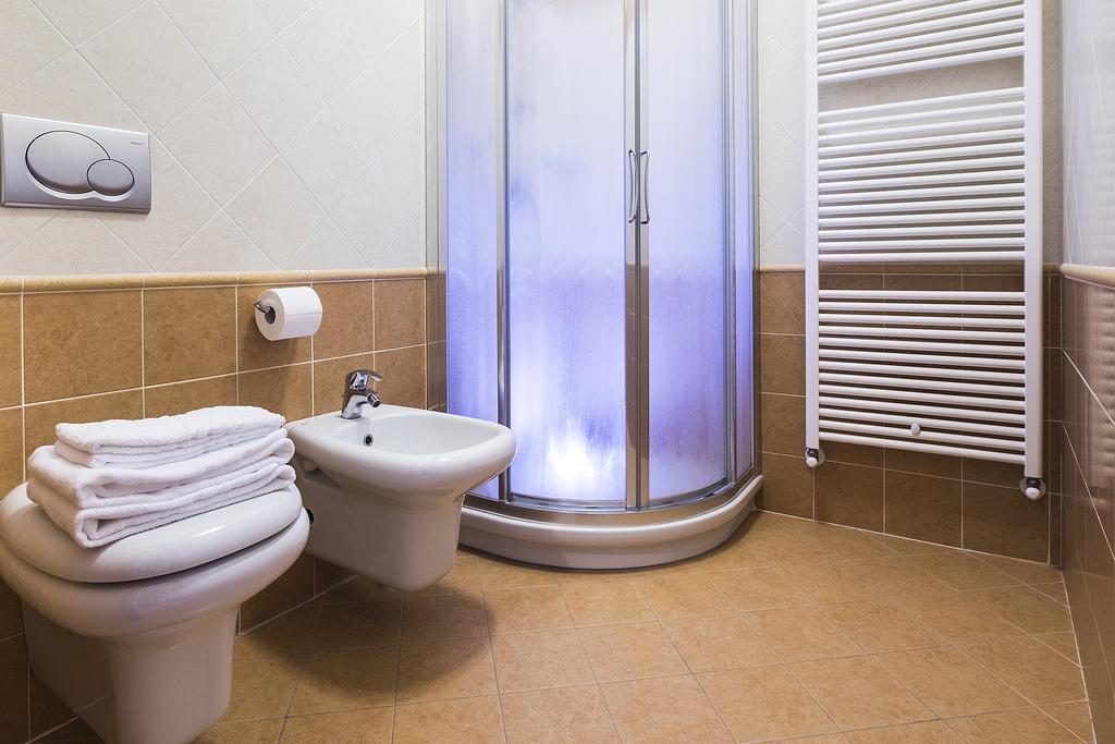 Costa Catterina B&B Castagnito Zewnętrze zdjęcie